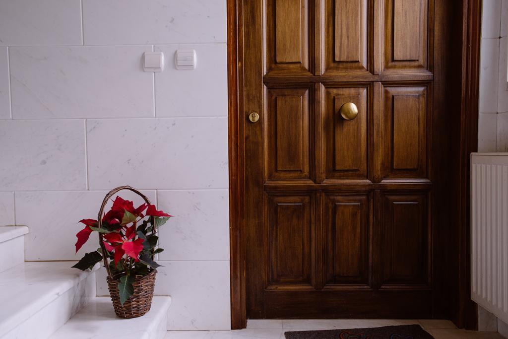 Papastavrou Apartments كالافريتا المظهر الخارجي الصورة