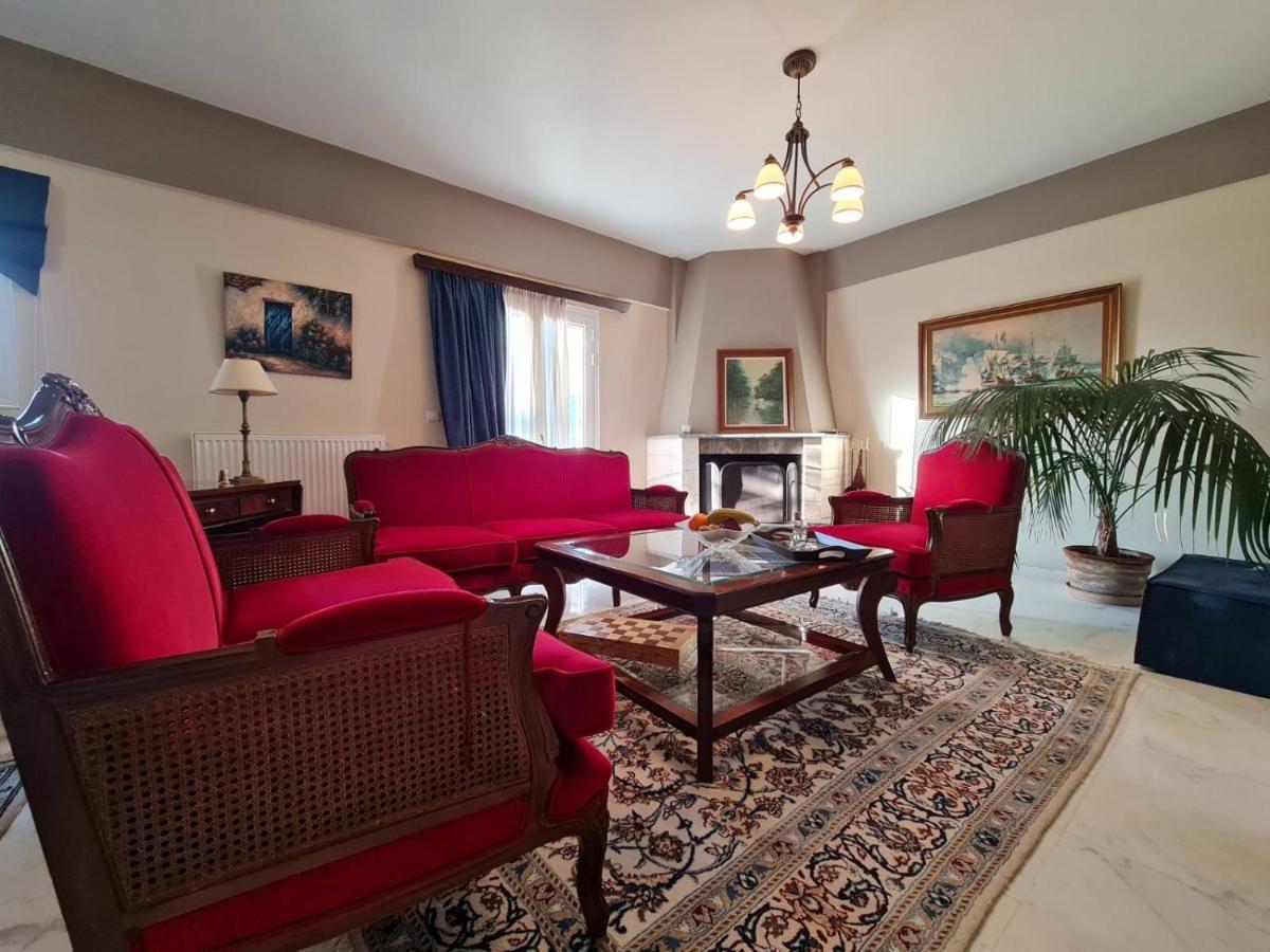 Papastavrou Apartments كالافريتا المظهر الخارجي الصورة