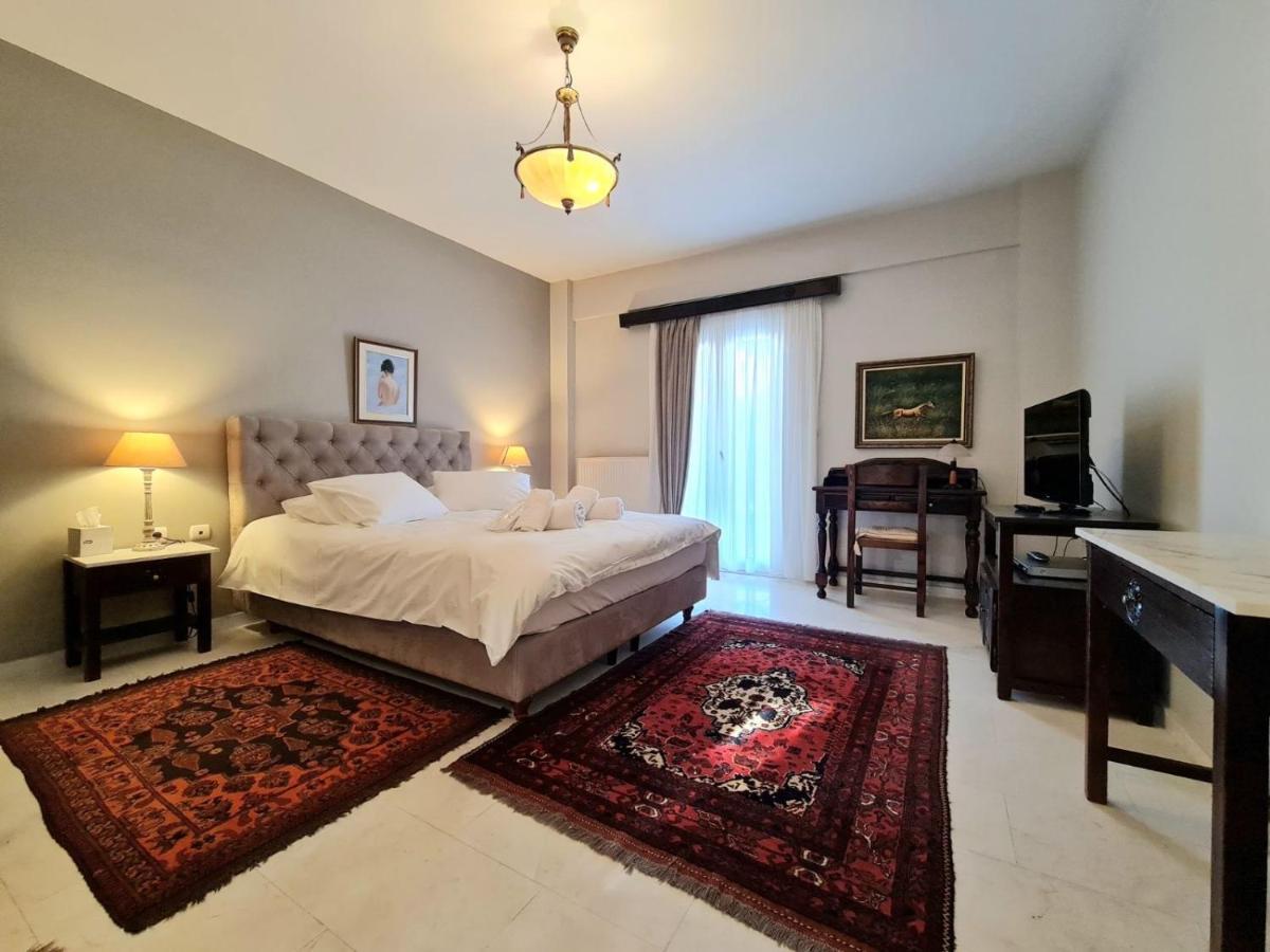 Papastavrou Apartments كالافريتا المظهر الخارجي الصورة